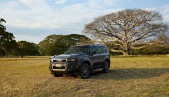 TOYOTA LAND CRUISER 2024 3-4 FRONTAL