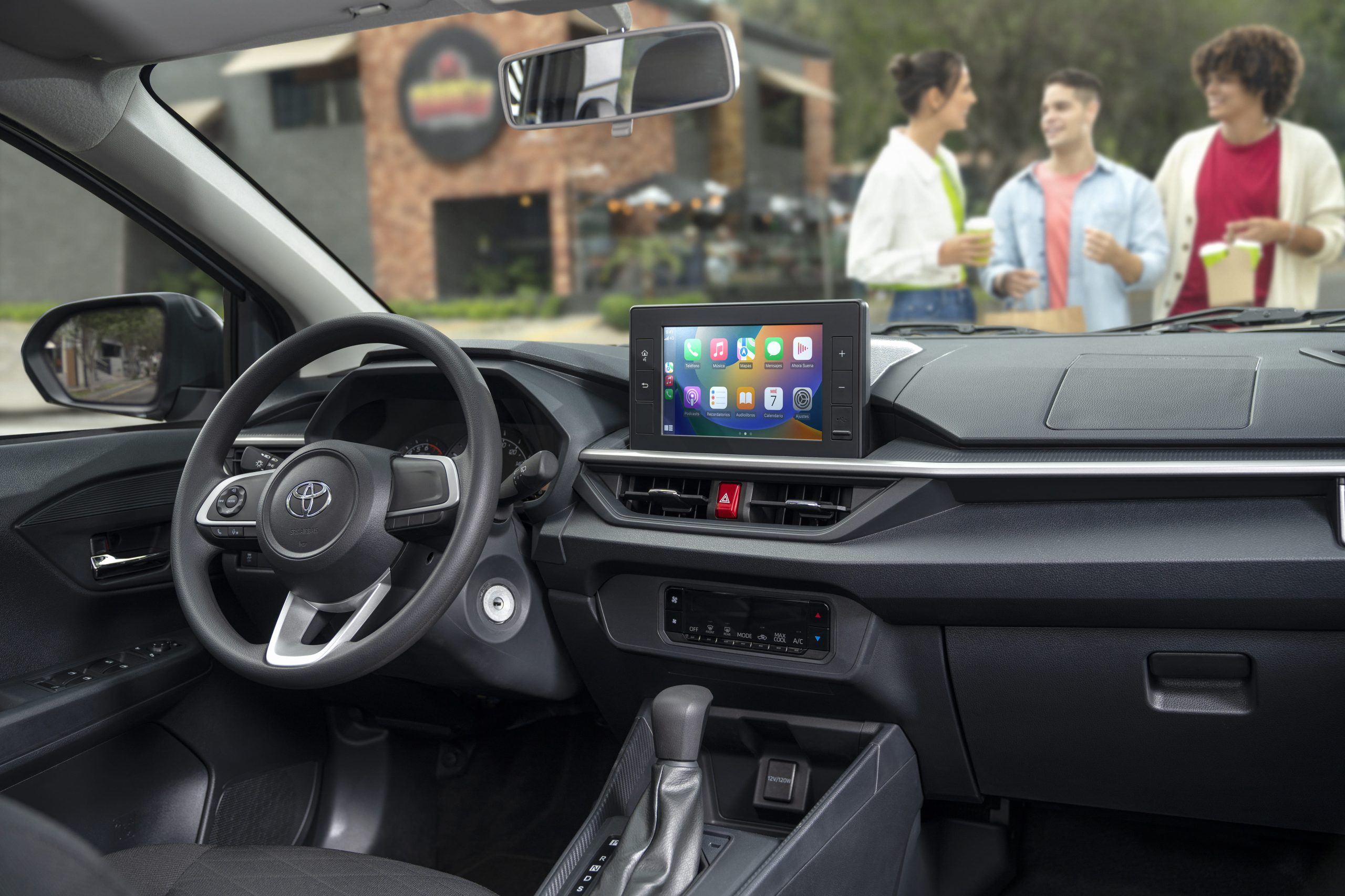 AGYA_TOYOTA_UTILITARIO_05